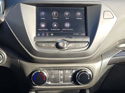 Used 2021 Chevrolet TrailBlazer LT w/ Driver Confidence Package image 3