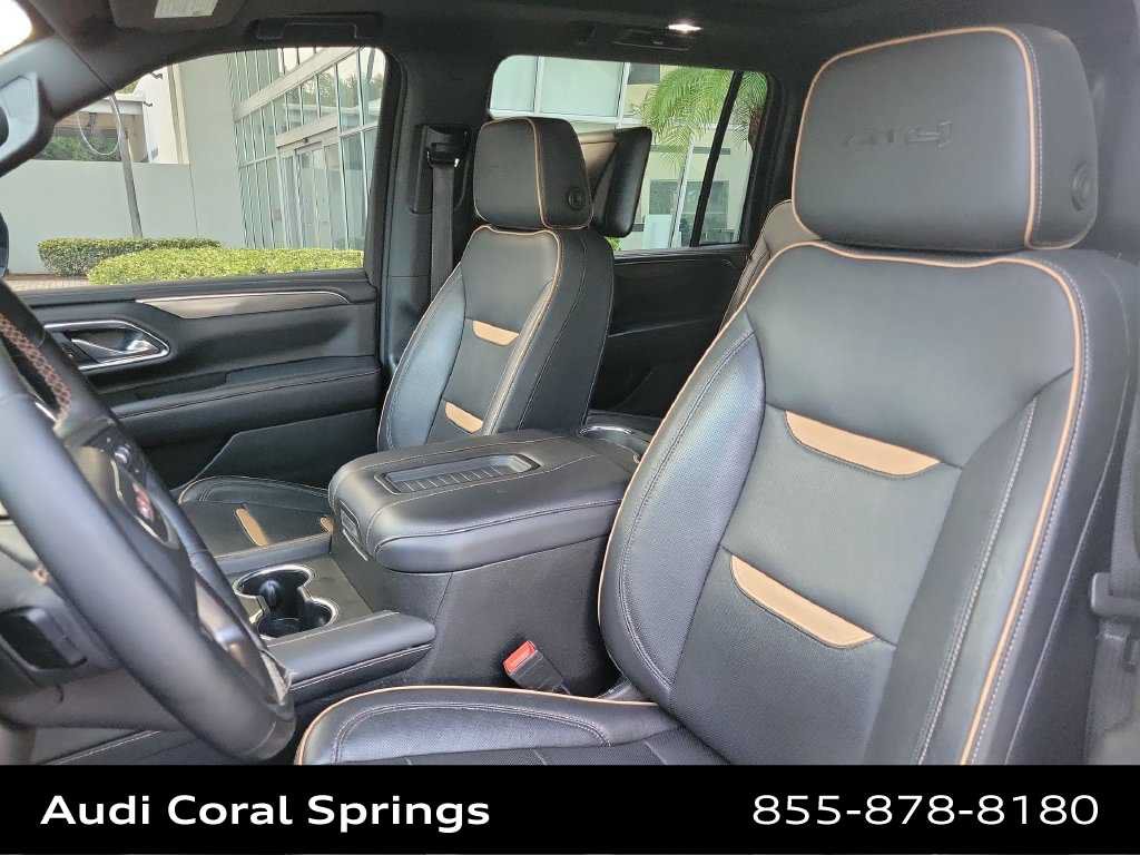 Used 2023 GMC Yukon XL AT4 w/ AT4 Premium Package AWD/4WD image 19