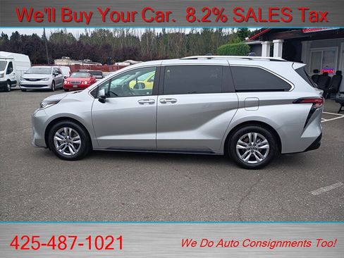 Used 2023 Toyota Sienna Limited AWD/4WD image 4