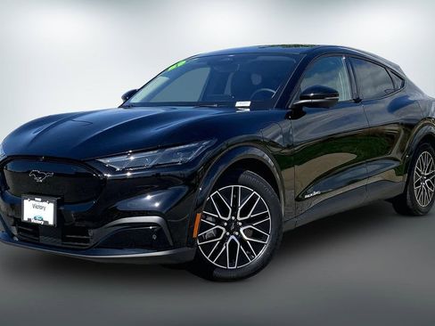 Used 2025 Ford Mustang Mach-E Premium AWD/4WD image 2