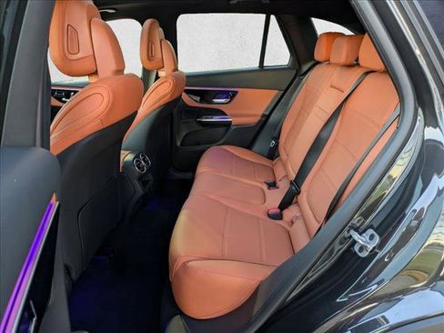 Used 2026 Mercedes-Benz GLC 300 image 18