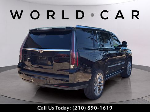 Used 2020 Cadillac Escalade Premium Luxury AWD/4WD image 6