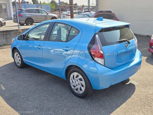 Used 2016 Toyota Prius C Two FWD image 5