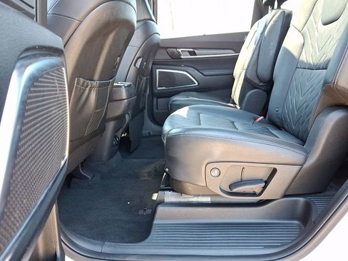 Certified 2023 Kia Telluride SX Prestige X-Line AWD/4WD image 11