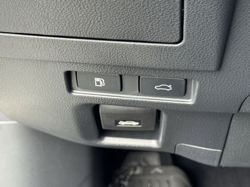 Used 2025 Lexus ES 350 Ultra Luxury image 29