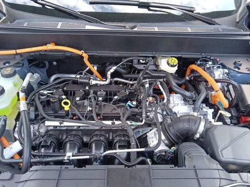 New 2026 Ford Maverick XLT FWD image 34