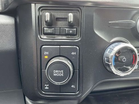 Used 2024 Ford F250 Lariat w/ Lariat Ultimate Package AWD/4WD image 23