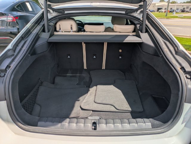 Used 2024 BMW i4 eDrive40 w/ Premium Package RWD image 27