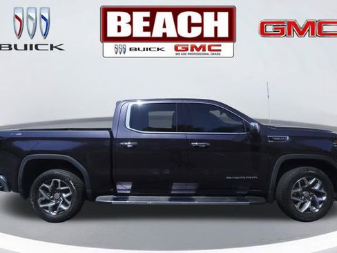 Used 2023 GMC Sierra 1500 SLT w/ SLT Premium Package AWD/4WD image 2