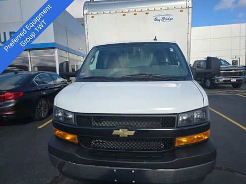 Used 2023 Chevrolet Express 3500 w/ Power Convenience Package image 4