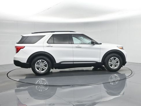 Certified 2021 Ford Explorer XLT image 36