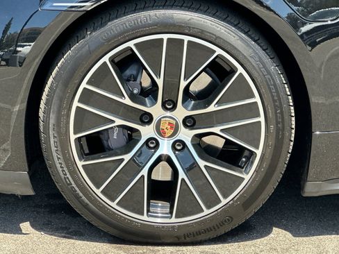 Certified 2021 Porsche Taycan RWD image 26