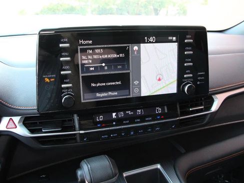 Used 2021 Toyota Sienna XSE AWD/4WD image 33