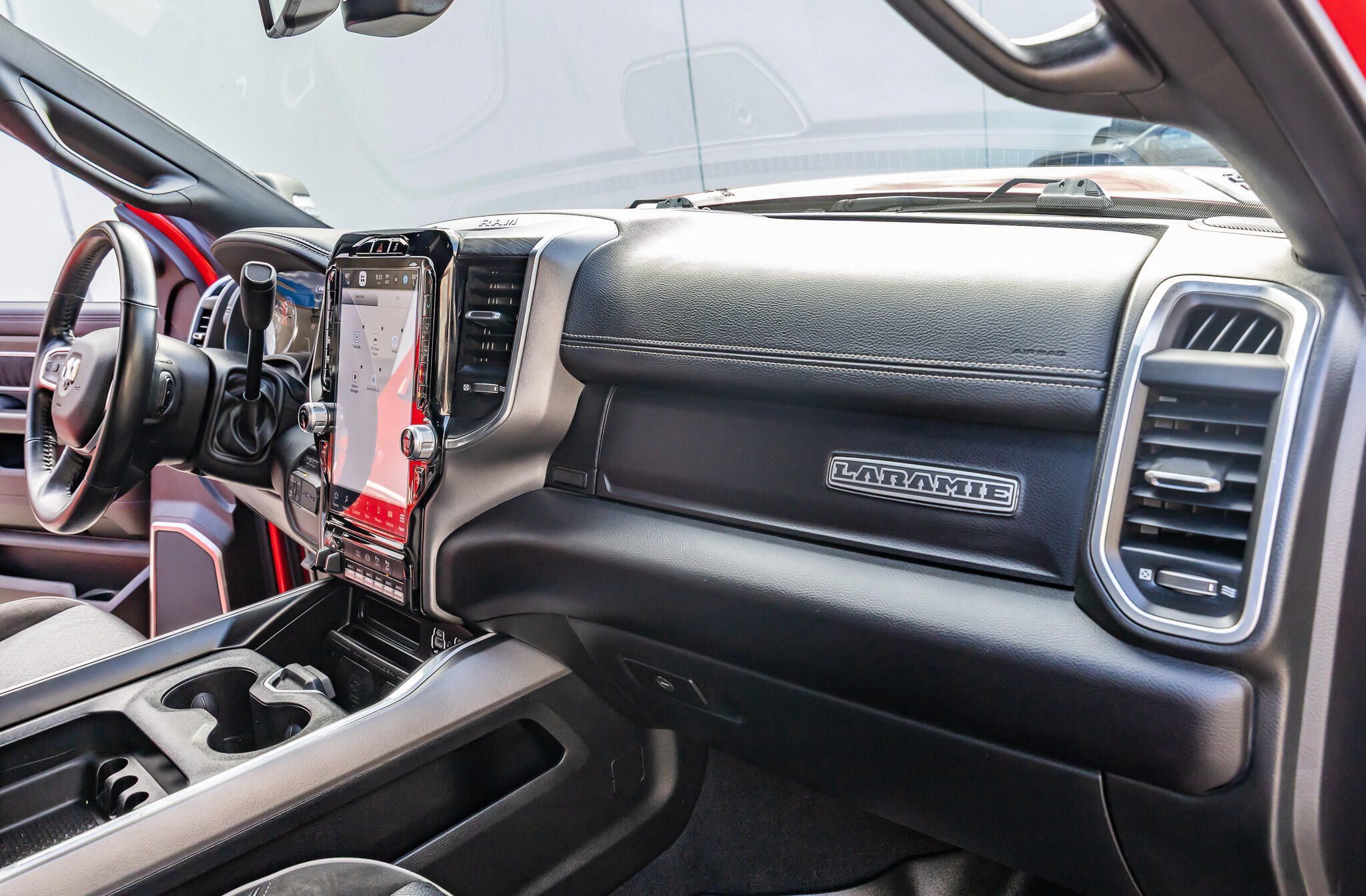 Used 2023 RAM 2500 Laramie AWD/4WD image 18
