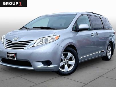 Used 2015 Toyota Sienna LE