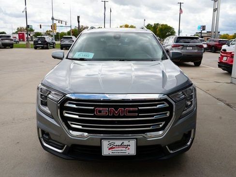 Used 2023 GMC Terrain SLT w/ Tech Package image 30