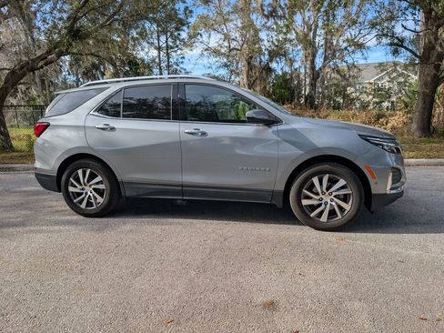 Used 2024 Chevrolet Equinox Premier image 9