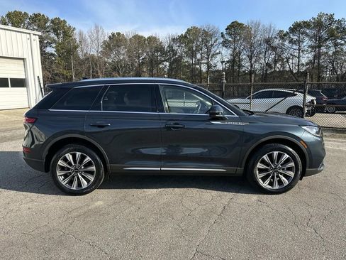 Used 2022 Lincoln Corsair Reserve w/ Elements Package image 8