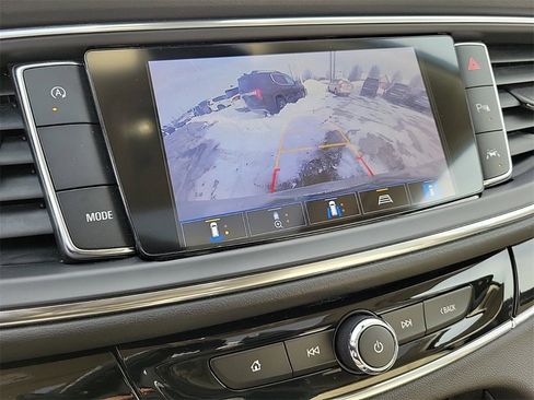 Used 2024 Buick Enclave Avenir w/ Avenir Technology Package image 27