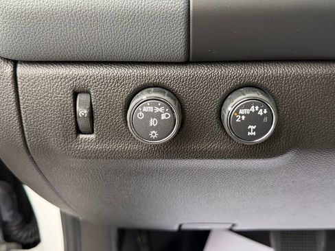 Used 2022 Chevrolet Colorado Z71 w/ Safety Package AWD/4WD image 20