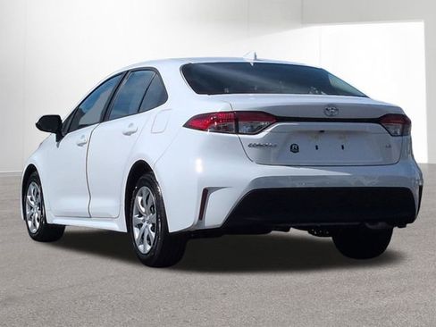 Certified 2026 Toyota Corolla LE FWD image 9