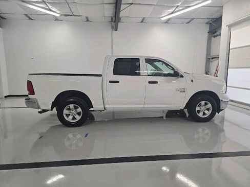 Used 2022 RAM 1500 Tradesman w/ Chrome Appearance Group AWD/4WD image 9