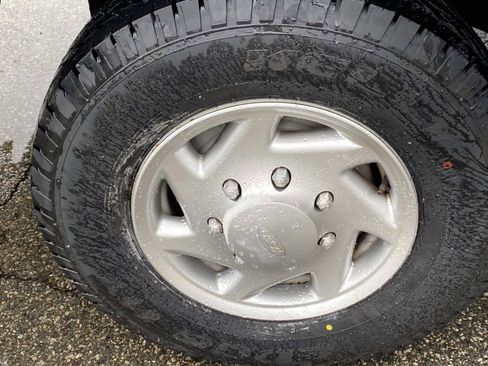 Used 2011 Ford E-350 and Econoline 350 Extended Super Duty w/ PWR Group image 30