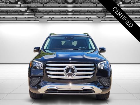 Certified 2026 Mercedes-Benz GLS 450 4MATIC image 4