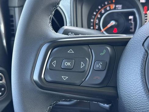 New 2025 Jeep Gladiator Willys image 26