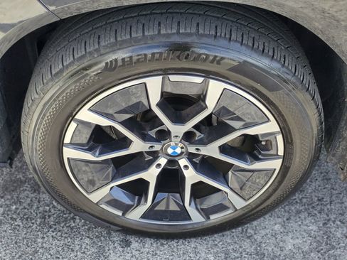 Used 2025 BMW X3 xDrive30i image 9