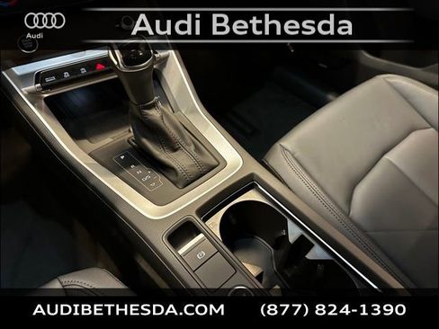New 2025 Audi Q3 2.0T Premium image 19