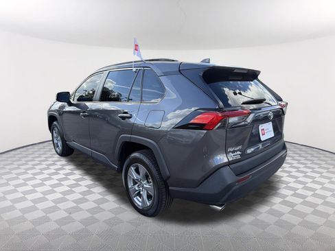 Certified 2022 Toyota RAV4 XLE w/ Convenience Package image 15