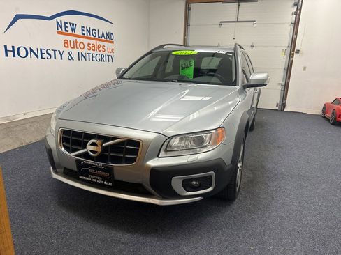 Used 2013 Volvo XC70 T6 image 2