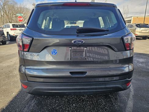 Used 2018 Ford Escape S image 9