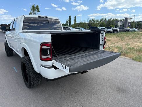 Used 2022 RAM 2500 Laramie AWD/4WD image 13