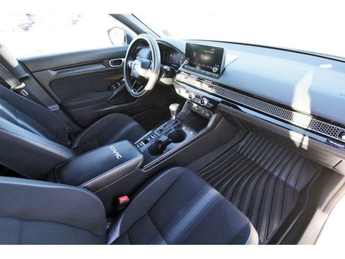 Used 2023 Honda Civic Sport image 28