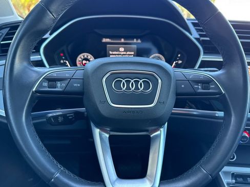 Used 2022 Audi Q3 2.0T Premium Plus w/ Premium Plus Package AWD/4WD image 28