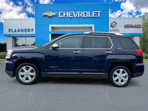 Used 2016 GMC Terrain SLT w/ Driver Alert Package I FWD image 2