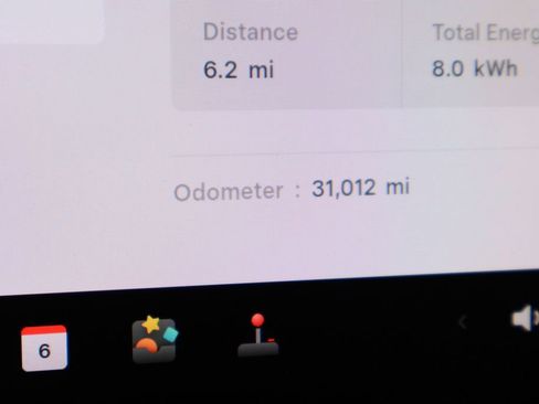 Used 2020 Tesla Model 3 Standard Range image 38