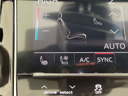 New 2026 Audi Q7 3.0T Prestige AWD/4WD image 21