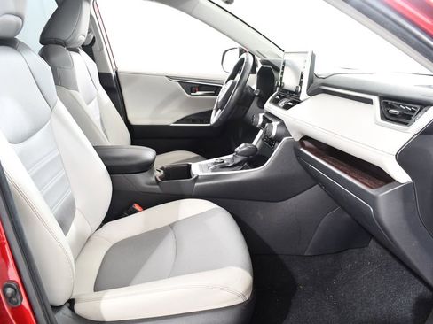 Used 2022 Toyota RAV4 Limited w/ Limited Grade Weather Package AWD/4WD image 10