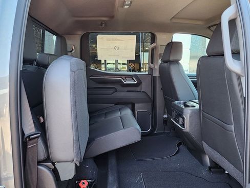New 2026 GMC Sierra 1500 SLT image 44