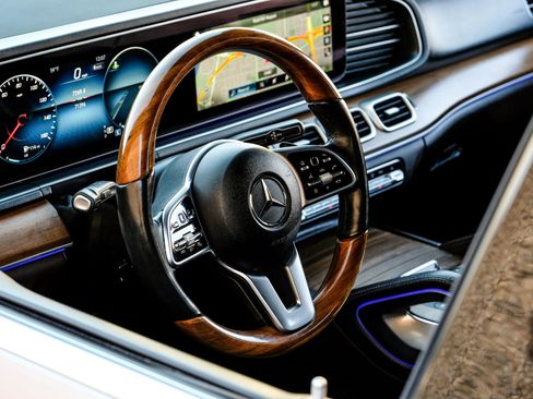 Used 2022 Mercedes-Benz GLE 350 w/ Premium Package image 18