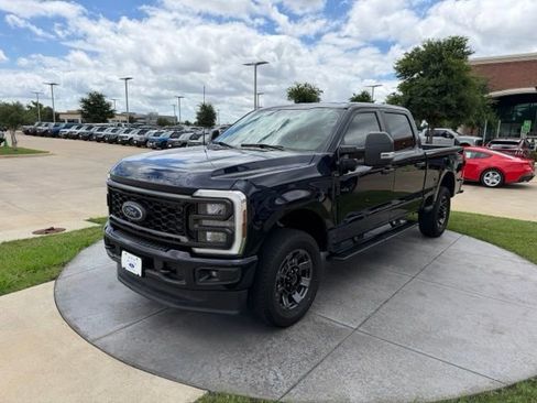 Used 2024 Ford F250 XL w/ STX Appearance Package AWD/4WD image 3