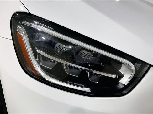 Used 2020 Mercedes-Benz GLC 300 4MATIC image 26