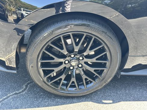 Used 2019 Ford Mustang GT Premium w/ GT Performance Package RWD image 18
