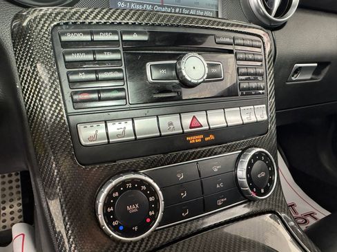 Used 2015 Mercedes-Benz SLK 250 image 26