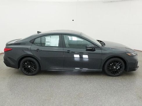 New 2026 Toyota Camry SE image 11