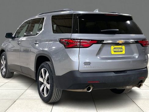 Used 2023 Chevrolet Traverse LT w/ LT Premium Package image 11
