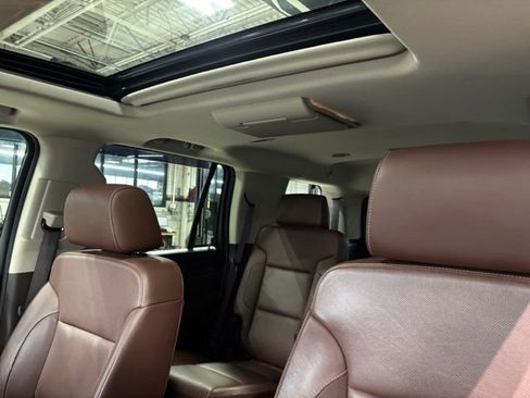 Used 2017 Chevrolet Tahoe Premier AWD/4WD image 22